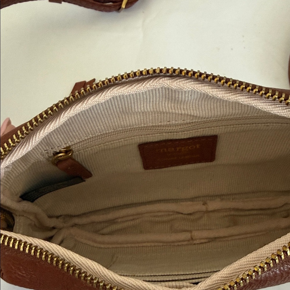 Margot Ryan Brown Leather Crossbody with Tag - Picture 6 of 9